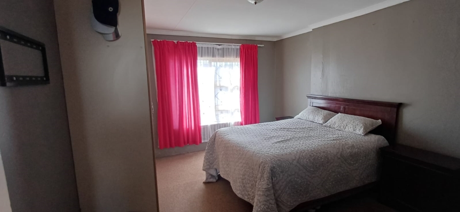 3 Bedroom Property for Sale in Motherwell Nu7 Eastern Cape